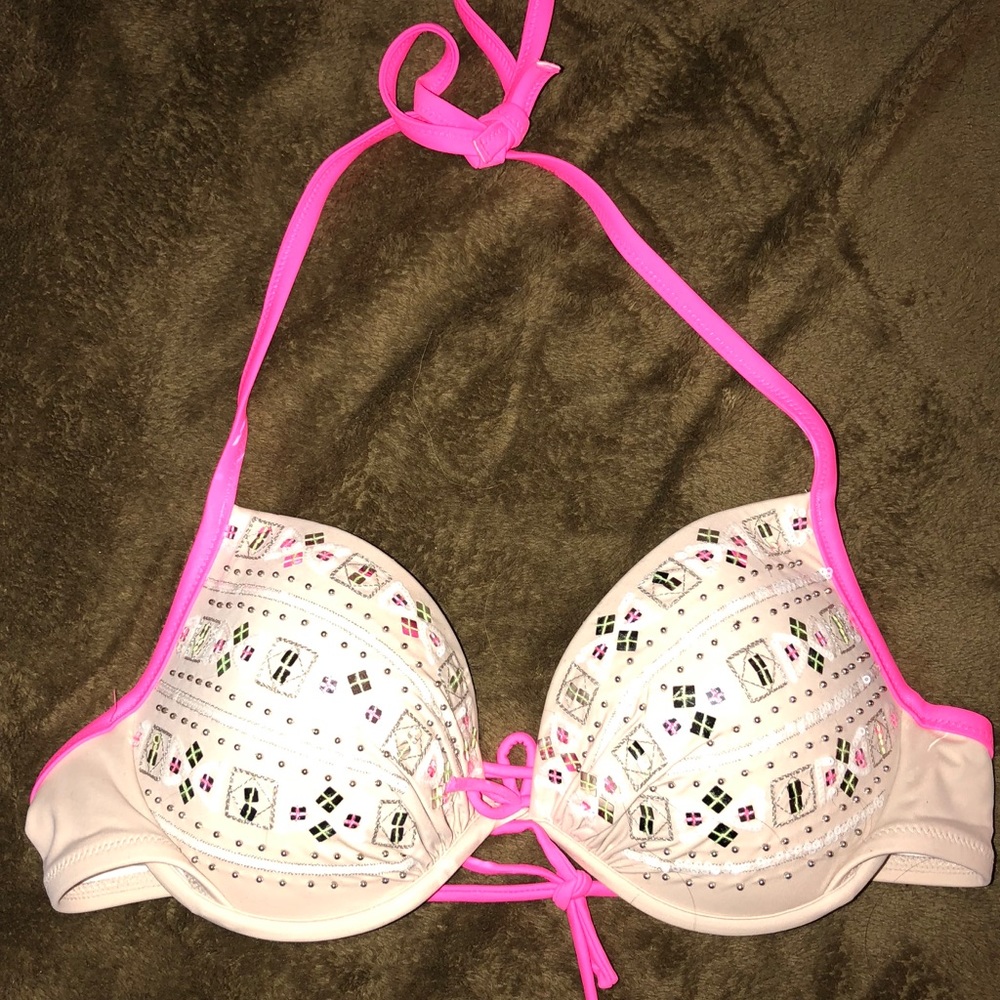 NWOT Victoria’s secret push up bathing suit top
